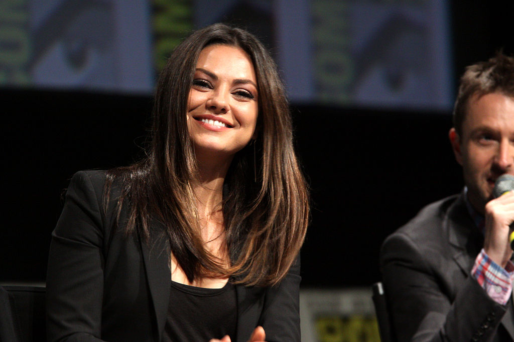 Mila Kunis, la bella attrice e moglie di Ashton Kutcher