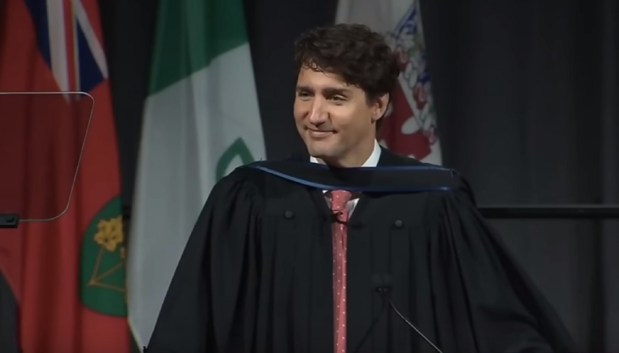 L'emozionante discorso di Justin Trudeau alle nuove generazioni