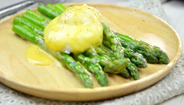 Asparagi alla russa