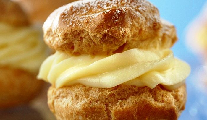 Crema pasticcera classica | Migliore Ricetta Facile e Veloce - Buonissimo