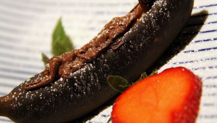 Cartocci di banane al cioccolato