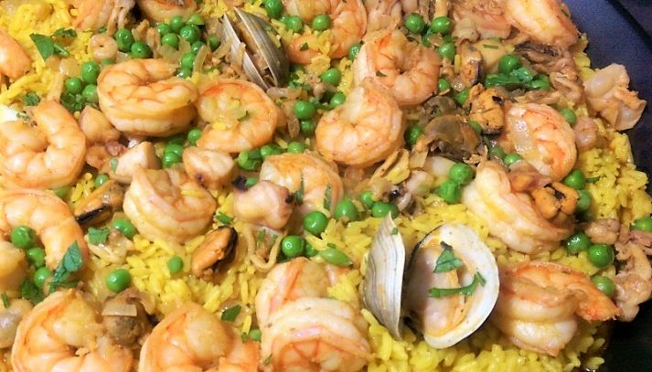 Riso con sugo alla pescatora