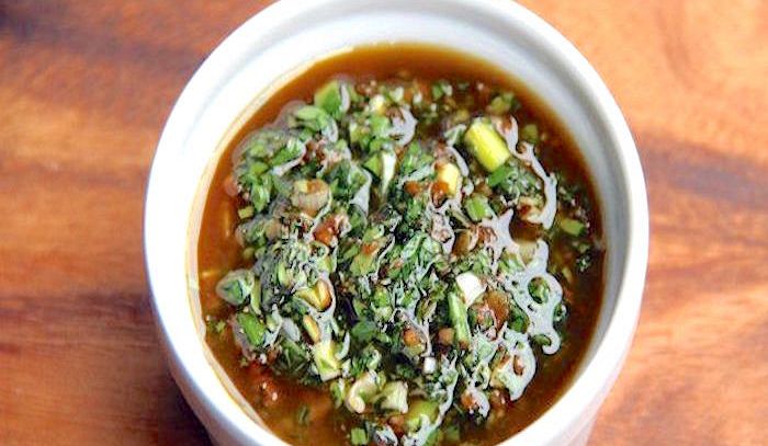 Salsa verde all'aceto balsamico