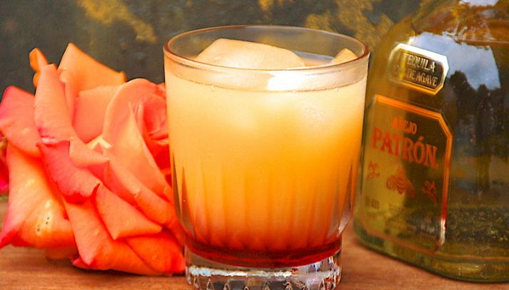 Tequila Sunrise long drink
