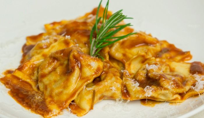 Agnolotti al brasato