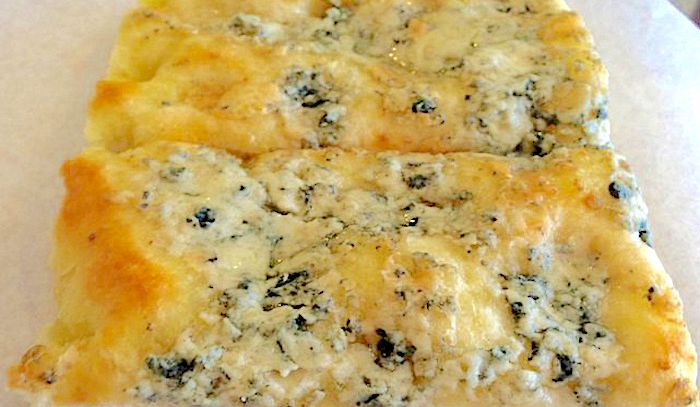Focaccia al gorgonzola