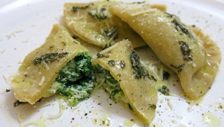 Mezzelune ricotta e spinaci