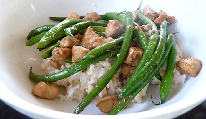 Pollo con riso e fagiolini