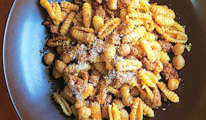 Gnocchetti sardi salsiccia e ceci