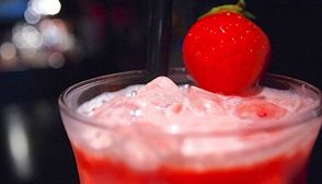 Mangiabevi alla fragola