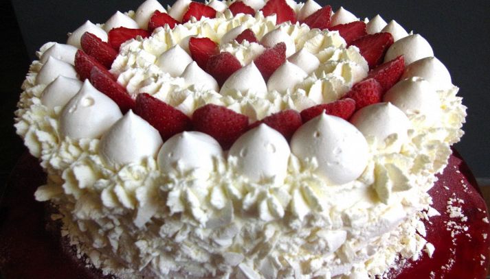 Meringa con fragole