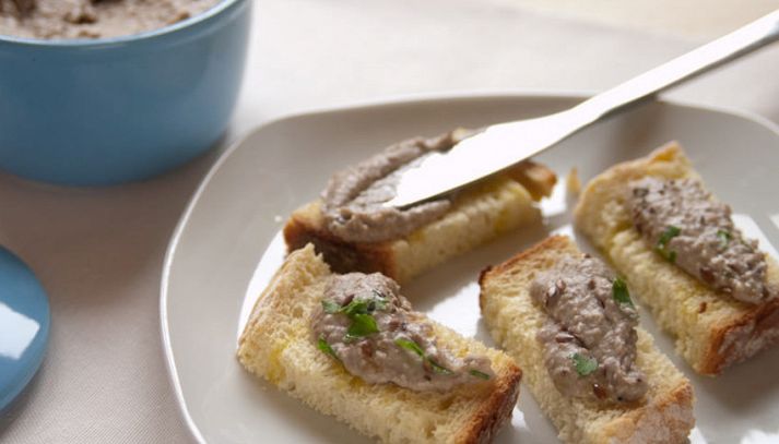 Pate di acciughe