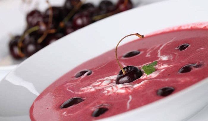 Zuppa di amarene all'ungherese