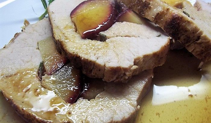 Involtini di maiale con le prugne