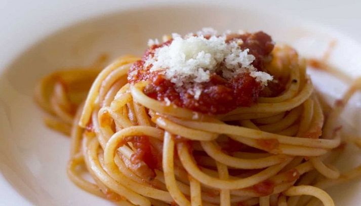 Bucatini calabresi di primavera