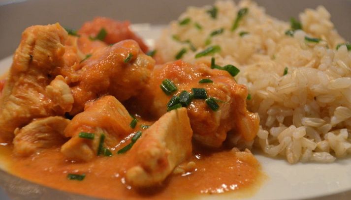 Poulet aux cacahuettes