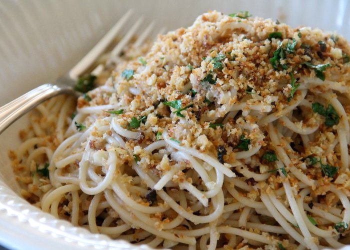 Spaghetti Con Acciughe E Mollica - La Ricetta Di Buonissimo