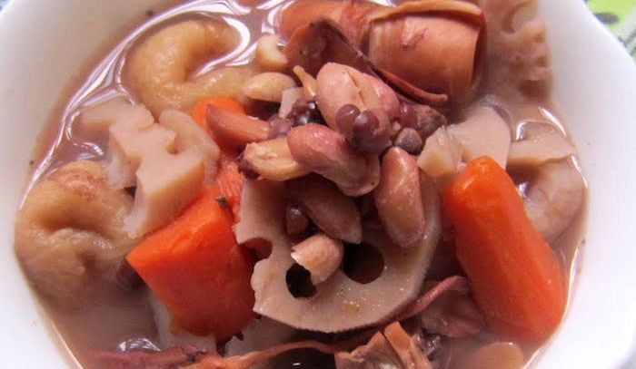 Zuppa di seppie e legumi
