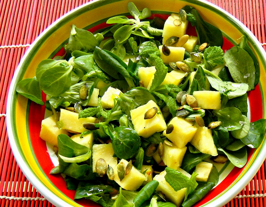 Insalata all'ananas