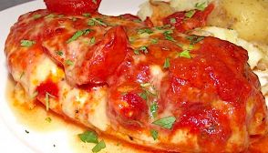 Petto di tacchino pomodori e cipolle