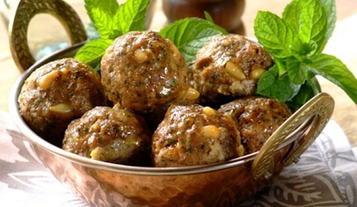 Polpettine con mandorle e pinoli