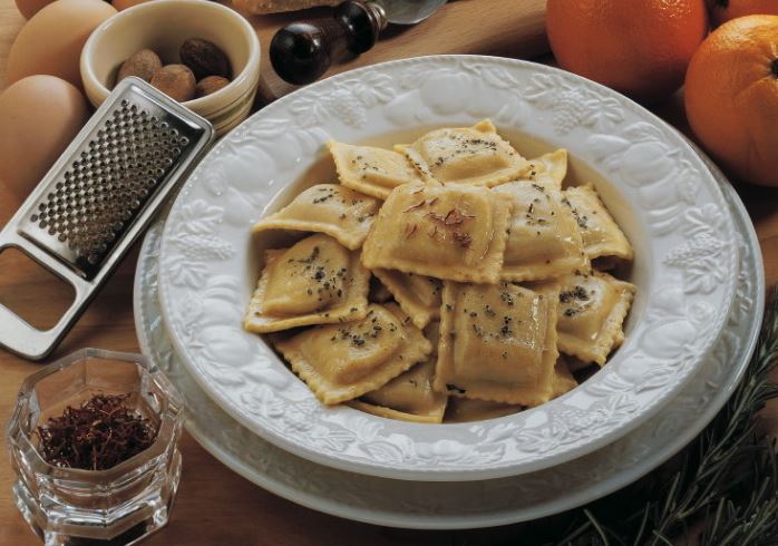 Ravioli Di Ricotta Allo Zafferano - La Ricetta Di Buonissimo