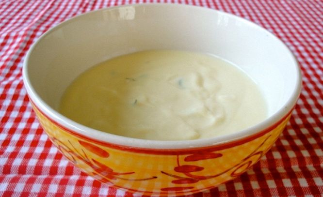 Salsa di yogurt alla senape