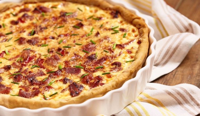 Torta salata di cipolle e peperoni