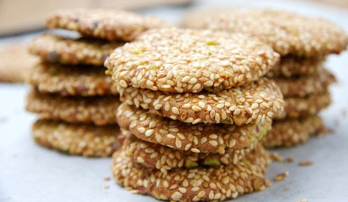 Biscottini salati al sesamo