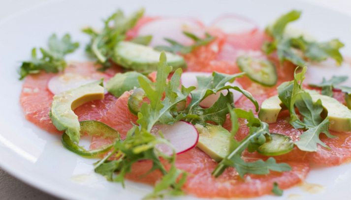 Carpaccio di vitello all'avocado