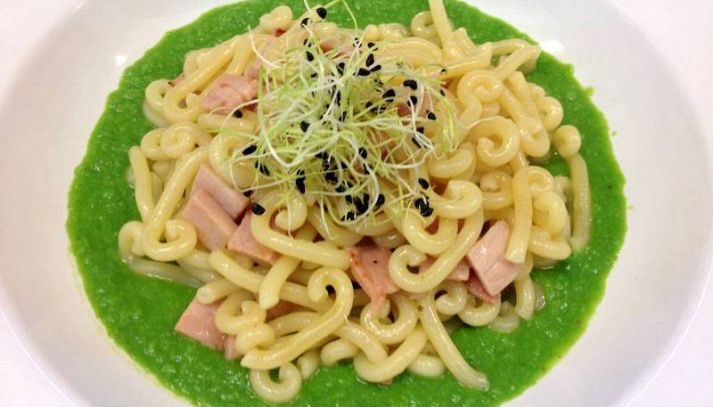 Gramigna e germogli di soia