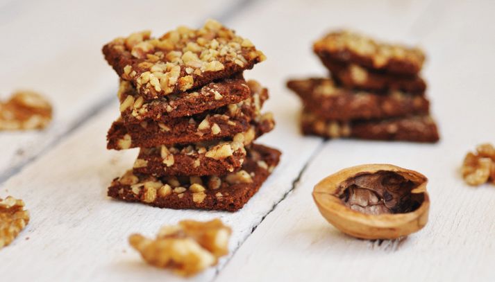 Pasticcini di noci e mandorle