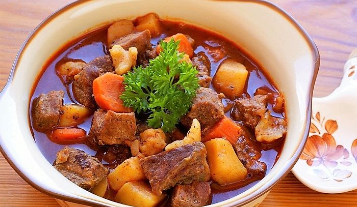 Goulasch di manzo