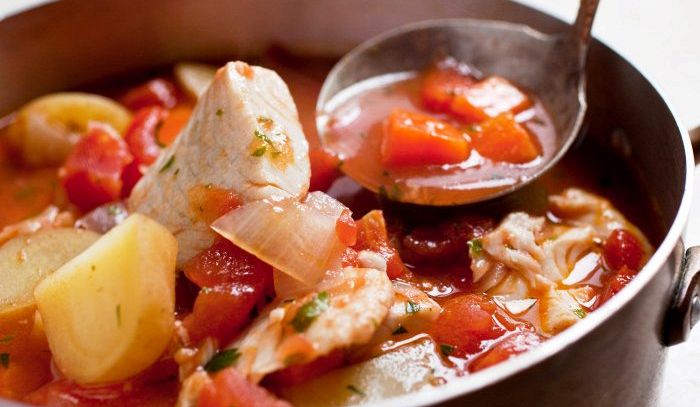 Brodetto di pesce all'italiana