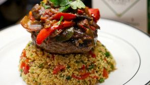 Cuscus con agnello, manzo e ortaggi