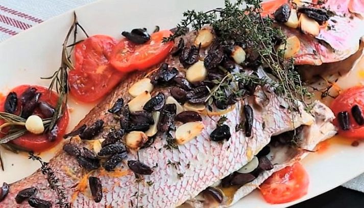Dentice alla griglia con pomodoro fresco