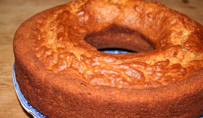 Ciambella con il vino
