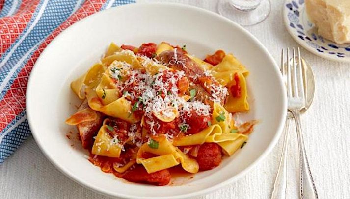Pappardelle con pomodoro e aglio