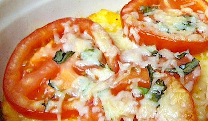 Polenta ai pomodori con pecorino