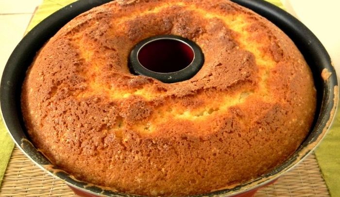 Ciambellone integrale allo yogurt