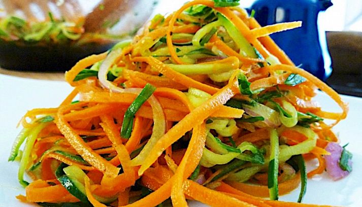 Arance e carote in insalata