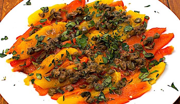Filetti di peperoni e capperi