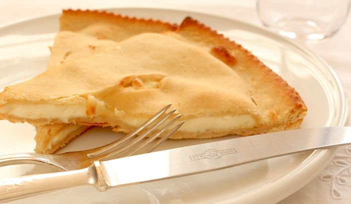 Focaccia di Recco al formaggio