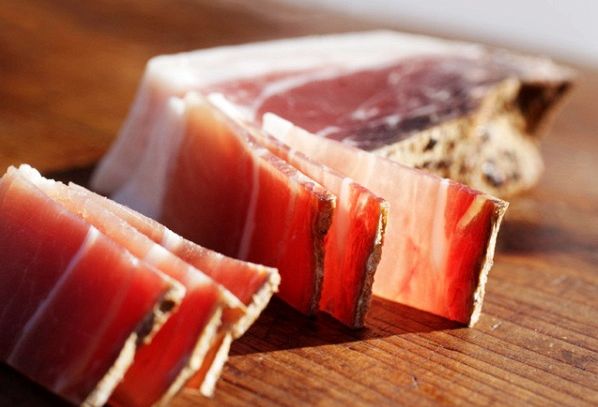 Speck, caratteristiche e ricette