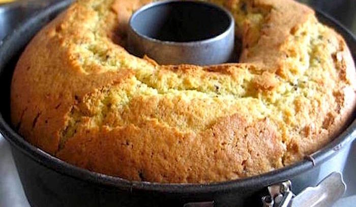 Ciambella all’arancia e yogurt