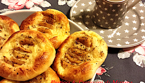 Danesi con mele caramellate e crema pasticcera