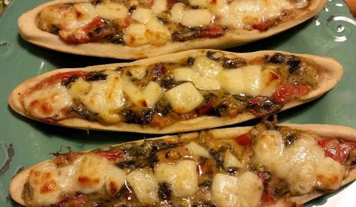Barchette di brisè con provola