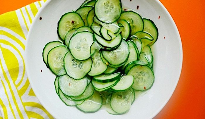 Insalata di cetriolo piccante