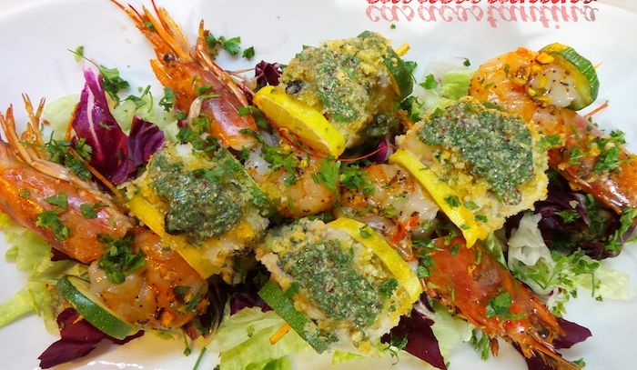Spiedini di pesce spatola e gamberoni