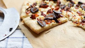 Focaccia ai fichi secchi